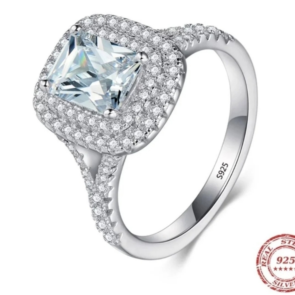 Diamond Engagement Ring. S7 - Picture 1 of 7
